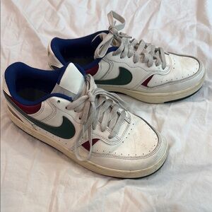 Nike White and Green Sneakers with Red Accents
